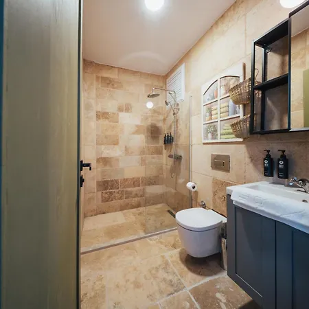 Hotel Serotonin Premium Collection *